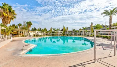 Kipriotis Maris Suites