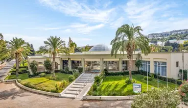 Kipriotis Maris Suites