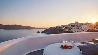 Kirini Suites & Spa