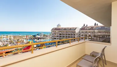 Kirman Belazur Resort