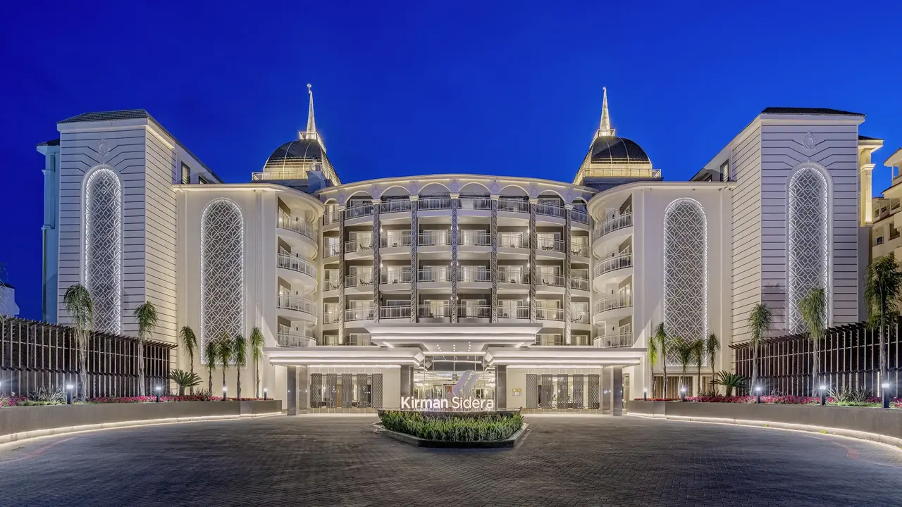 Kirman Sidera Luxury & Spa