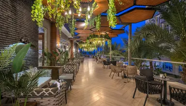 Kirman Sidera Luxury & Spa