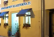 Klasztorna 25