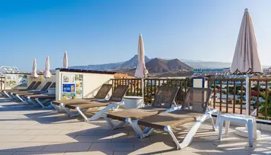Klayman Olivina Aparthotel