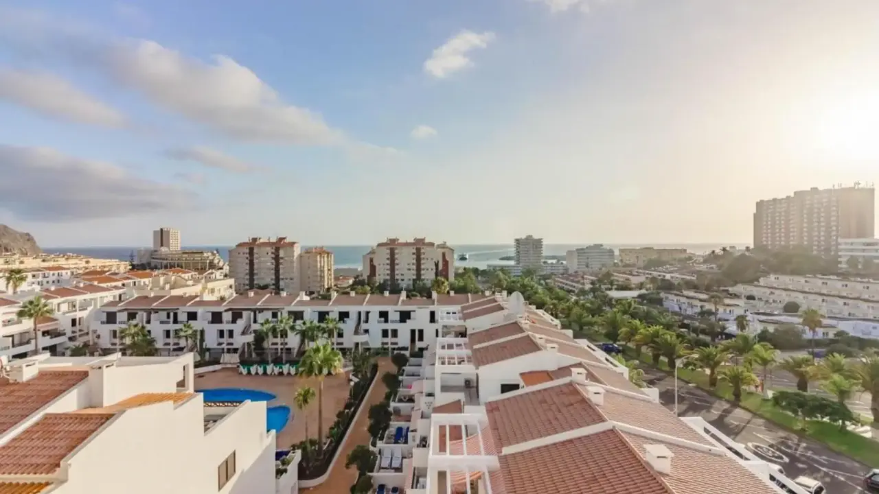 Klayman Olivina Aparthotel