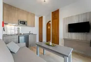 Klayman Olivina Aparthotel