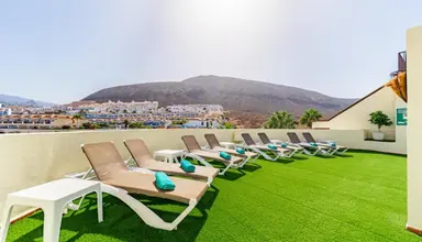 Klayman Olivina Aparthotel