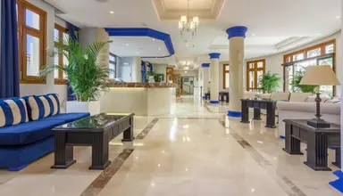 Klayman Olivina Aparthotel