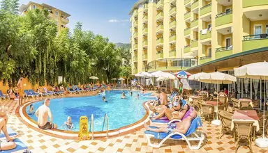 Kleopatra Dreams Beach