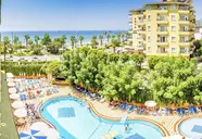 Kleopatra Dreams Beach