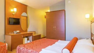 Kleopatra Dreams Beach