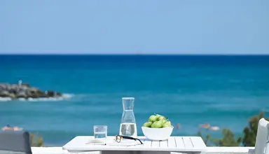 Knossos Beach
