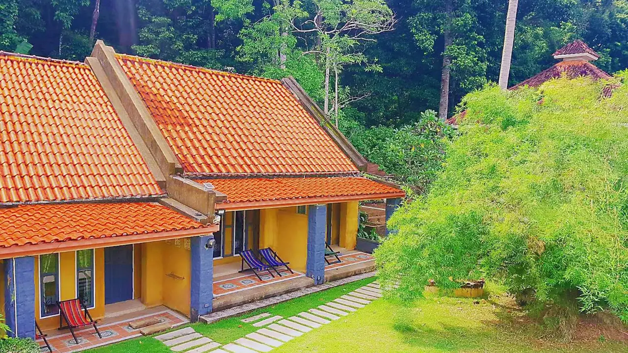 Koh Chang Cliff Beach Resort
