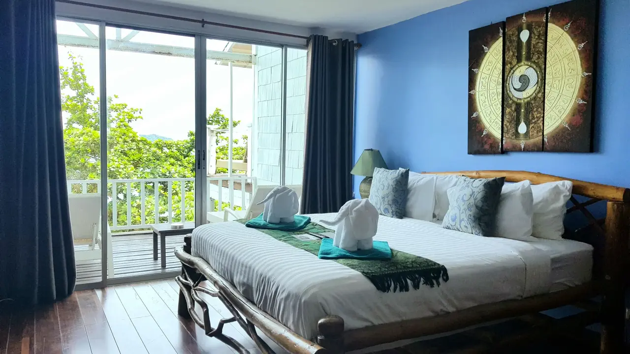 Koh Chang Cliff Beach Resort