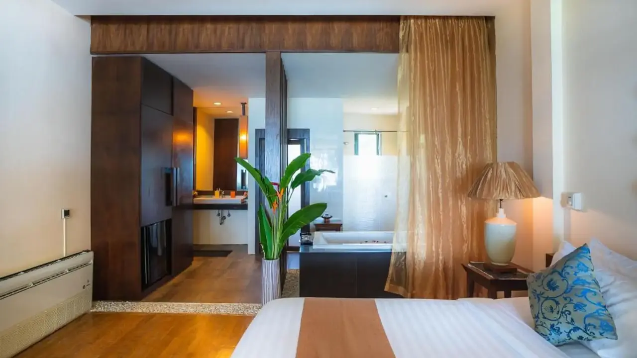 Koh Chang Cliff Beach Resort