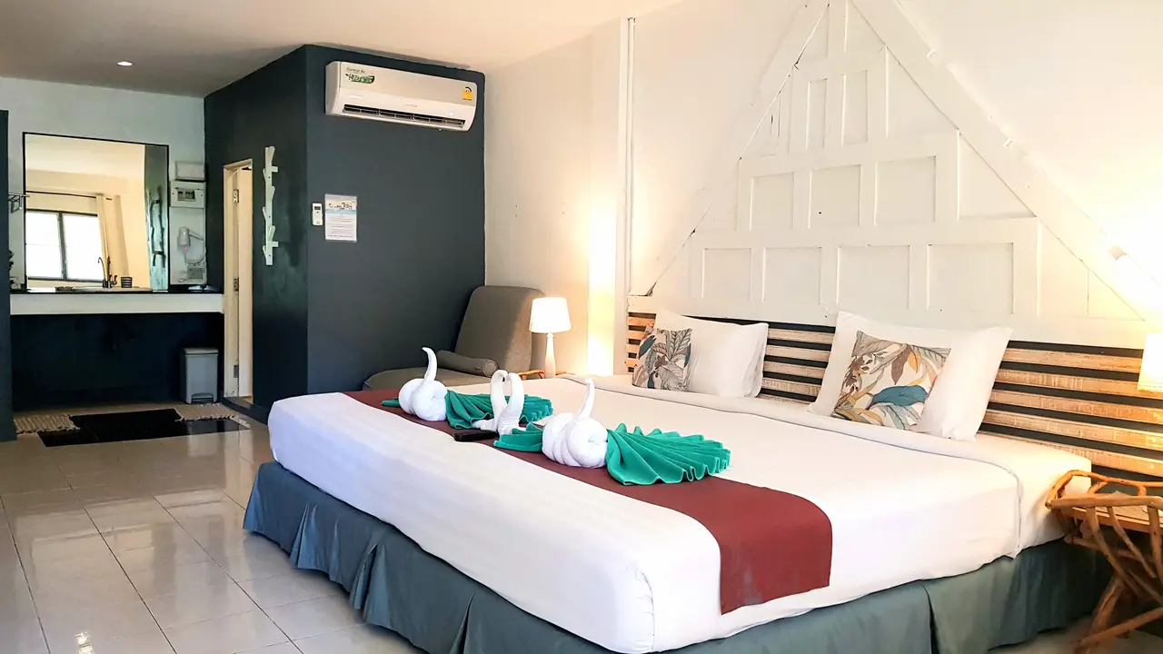 Koh Chang Cliff Beach Resort