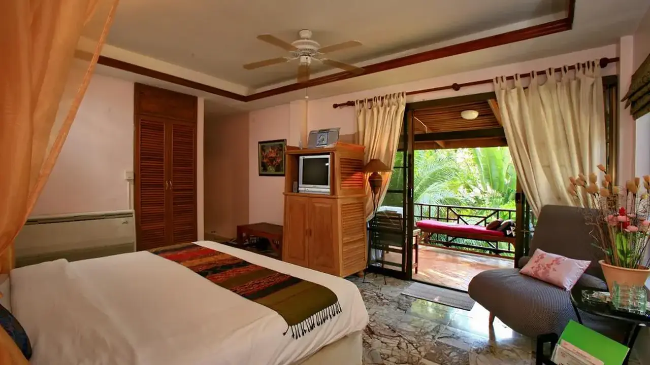 Koh Chang Cliff Beach Resort