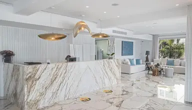 Kokkinos Boutique