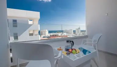 Kokkinos Boutique