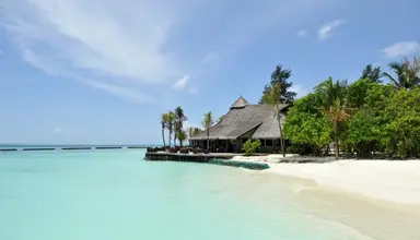 Komandoo Island Resort