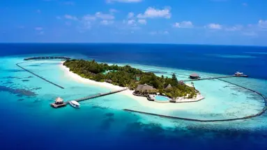 Komandoo Island Resort