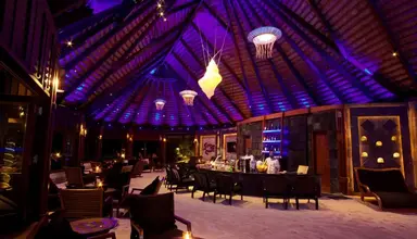 Komandoo Island Resort