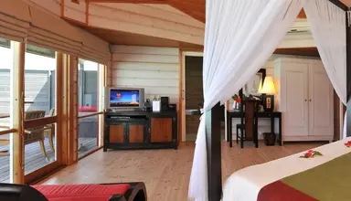 Komandoo Island Resort