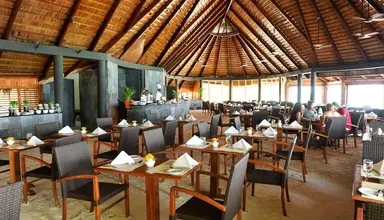 Komandoo Island Resort