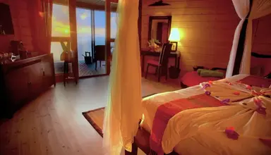 Komandoo Island Resort