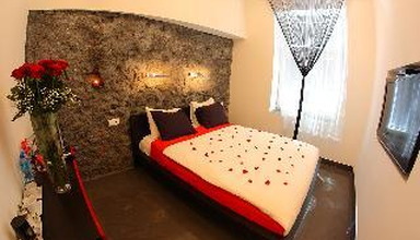Komorowski Luxury Guest Rooms