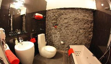 Komorowski Luxury Guest Rooms