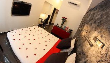 Komorowski Luxury Guest Rooms