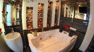 Komorowski Luxury Guest Rooms