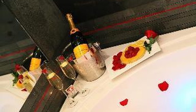 Komorowski Luxury Guest Rooms