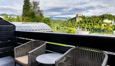 Kompas (Bled)