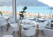 Konstantinos Palace