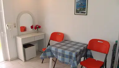 Kontessa Apartments