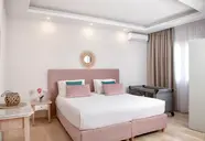 Korinas Apart