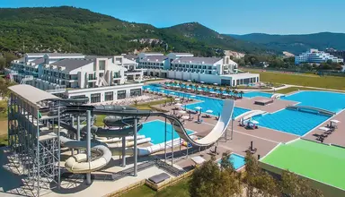 Korumar Ephesus Beach Resort Spa