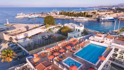 Hotel Kosta Palace