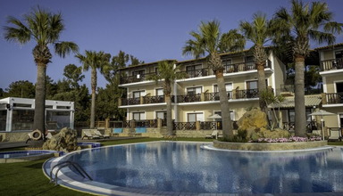 Koukis Beach Aparthotel