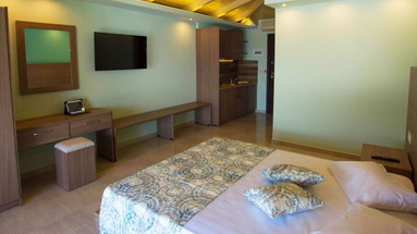 Koukis Beach Aparthotel