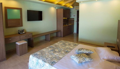 Koukis Beach Aparthotel