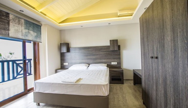 Koukis Beach Aparthotel