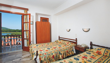 Koukounaries Beach Hotel