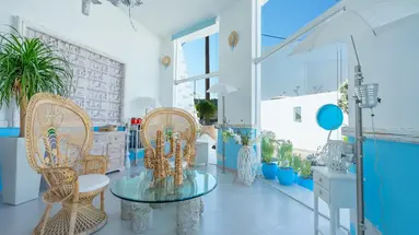 Kouros Home