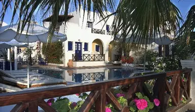 Kouros Village