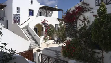 Kouros Village