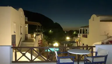 Kouros Village