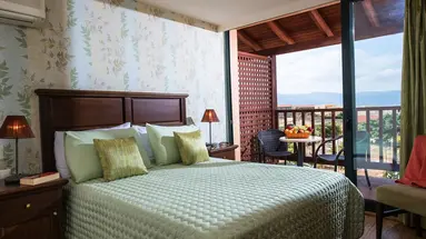 Koutrakis Suites